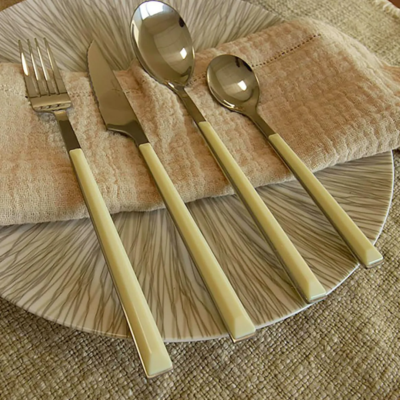 Menastyl 6 Cuillères de table Colorama crème - 21.5 cm