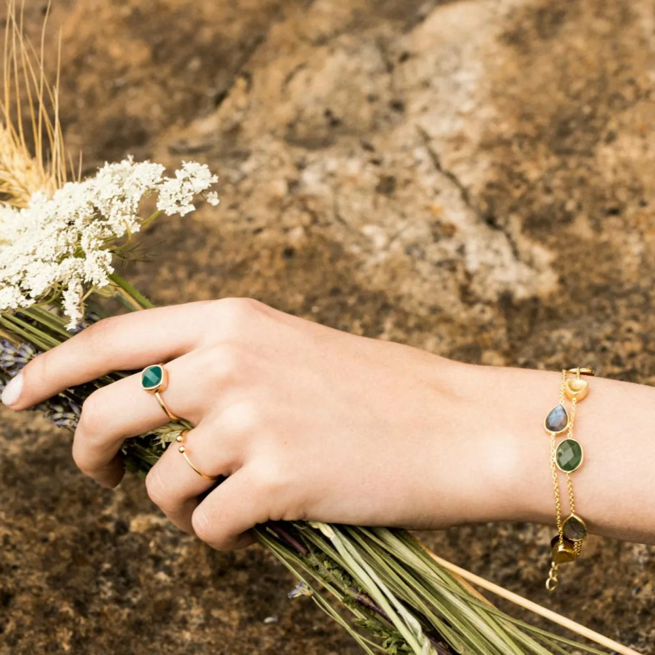 Outlet Moonstone Bague Ella Agate en laiton doré