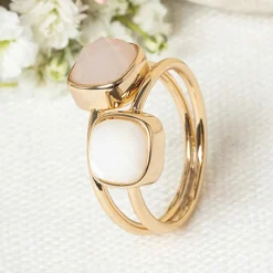 Femme Moonstone Bague Naelia Quartz rose & Nacre blanche en laiton doré