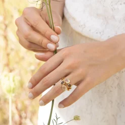 Femme Moonstone Bague Thaïs Quartz en laiton doré