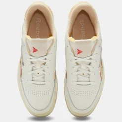 Femme Reebok Baskets en Cuir Club C Revenge blanc/saumon