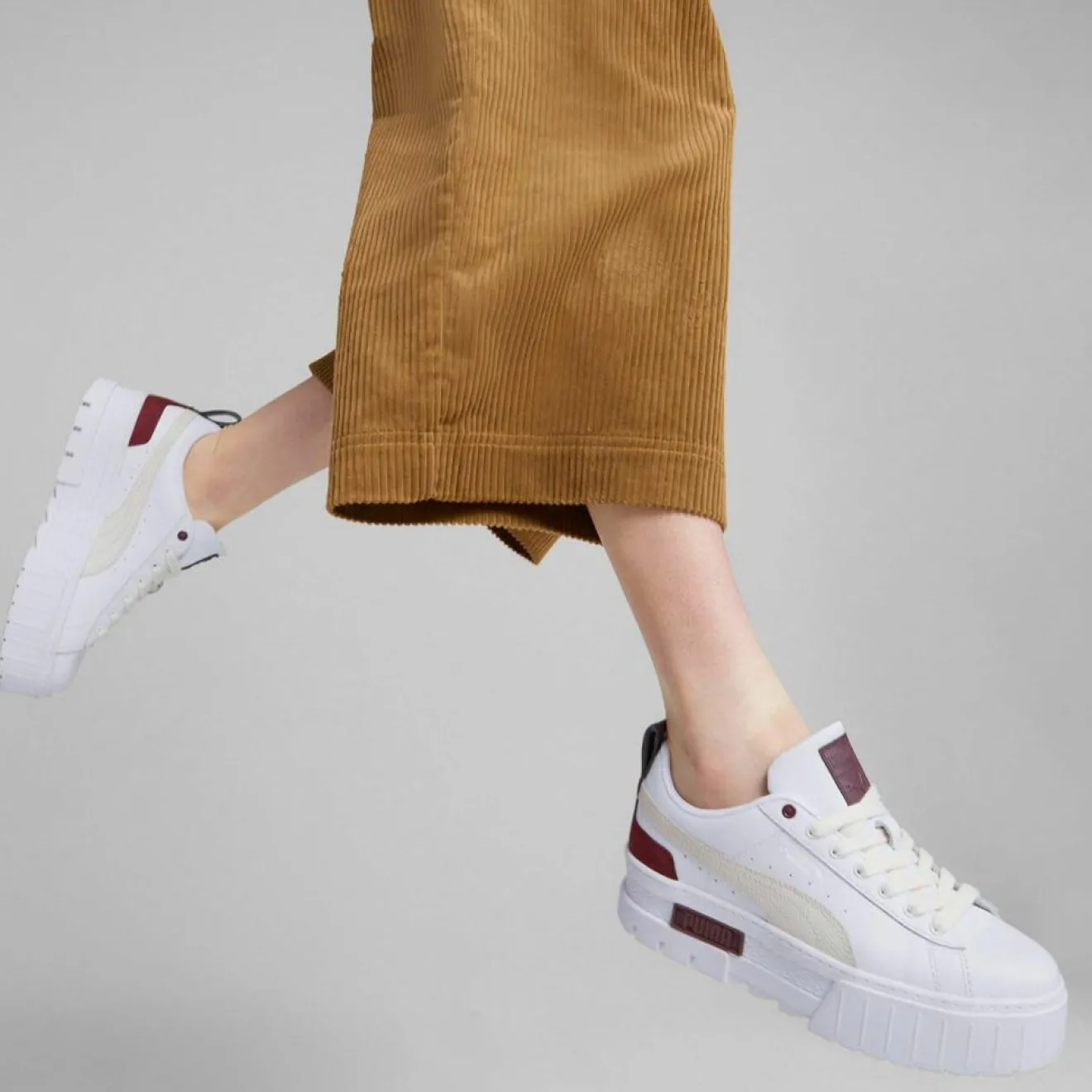 Femme Puma Baskets en Cuir Mayze Luxe blanc/bordeaux