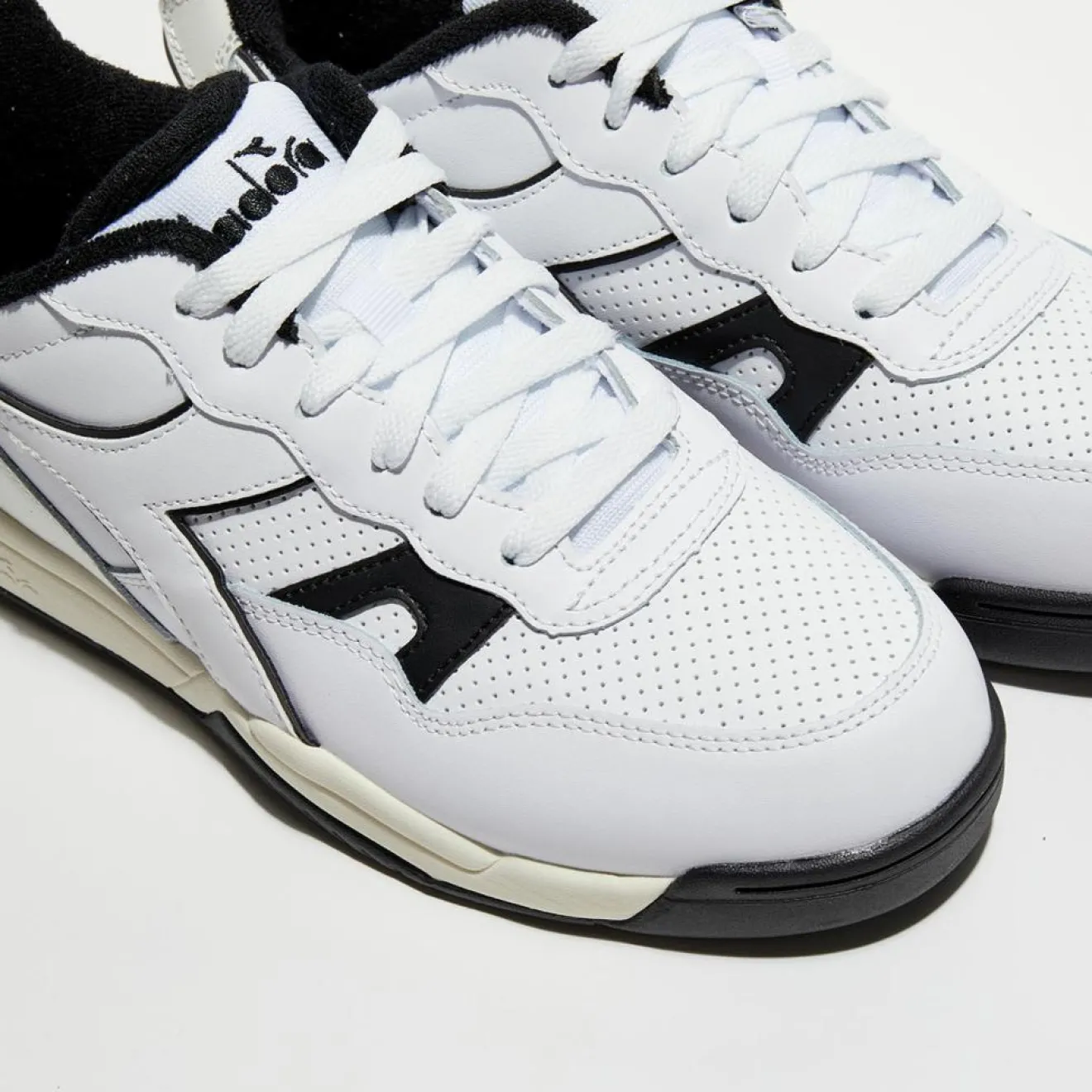 Homme Diadora Baskets en Cuir Winner blanc/gris