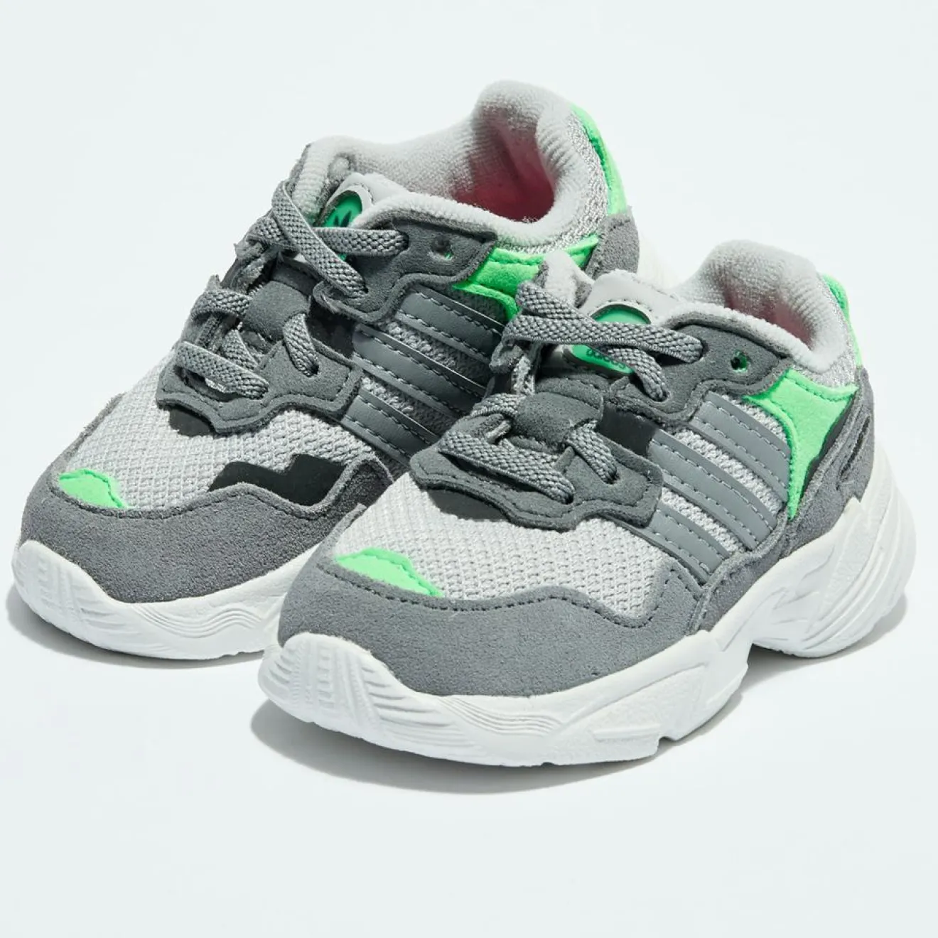 New Adidas Baskets Yung-96 gris/vert