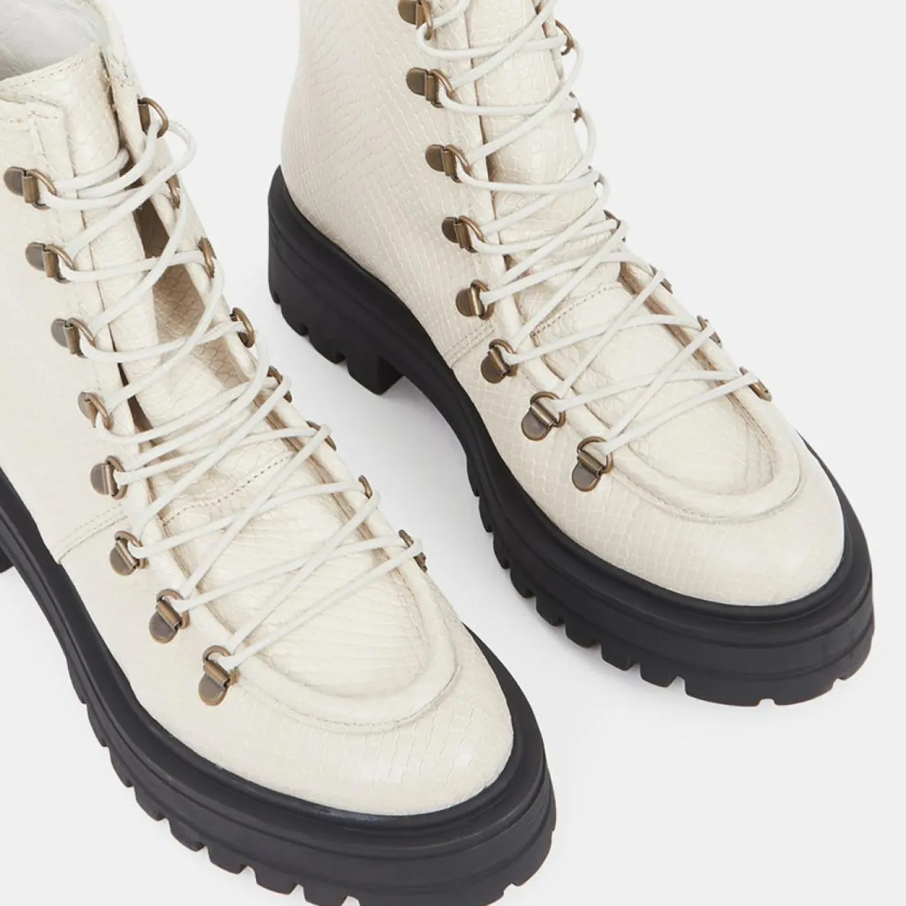 Best Galeries Lafayette Boots de montagne à lacets Python beiges - Talon 4,5 cm