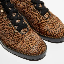 Discount Stuart Weitzman Boots en Cuir façon pony Kolbie marron