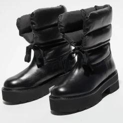 Stuart Weitzman Boots en Cuir Tyler Ultralift noires - Talon 5 cm