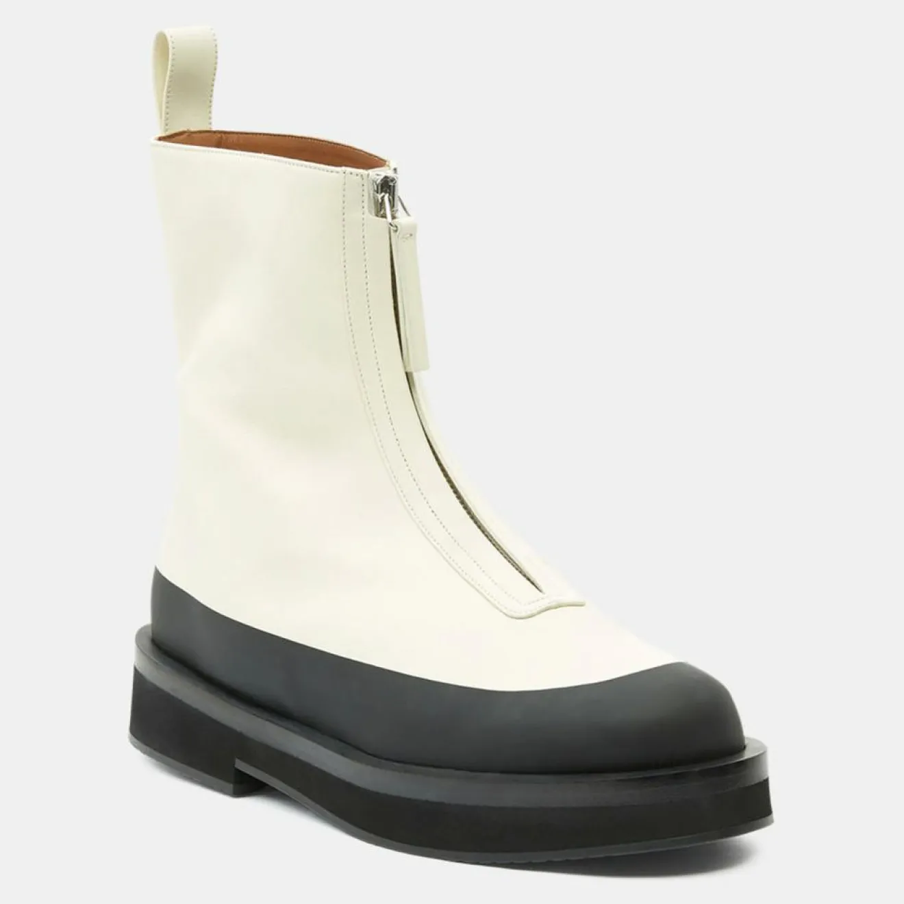 New Neous Boots en Cuir Zip écrues