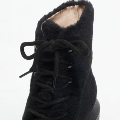 Femme Stuart Weitzman Boots en Peau de Mouton Nisha noires - Talon 7,5 cm