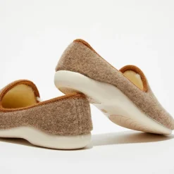 Clearance Apologie Studio Chaussons charentais fourrés en Laine beiges