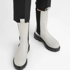 Femme Flattered Chelsea boots en Cuir Lia crème