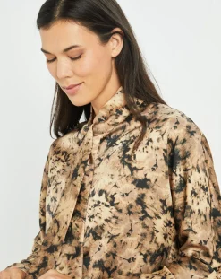 Femme Lauren Vidal Chemise satinée Store écorce dorée