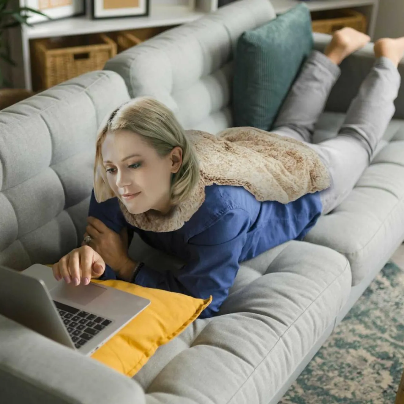 Sensly Couverture pour dos avec billes en céramique micro ondable marron - 37x28 cm