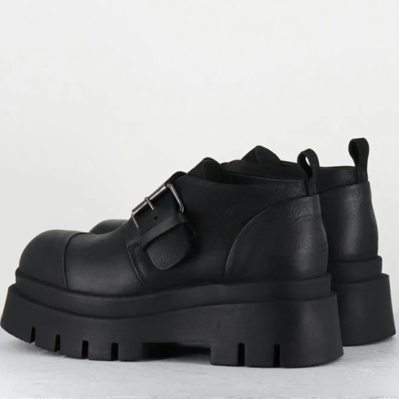 Outlet Lofina Derbies en Cuir 4005 gas noires - Talon : 6cm