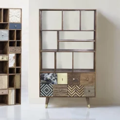 Bois & Chiffons Etagère multi-matériaux peau de vache bois sculpté Naturel - 100x40x175 cm