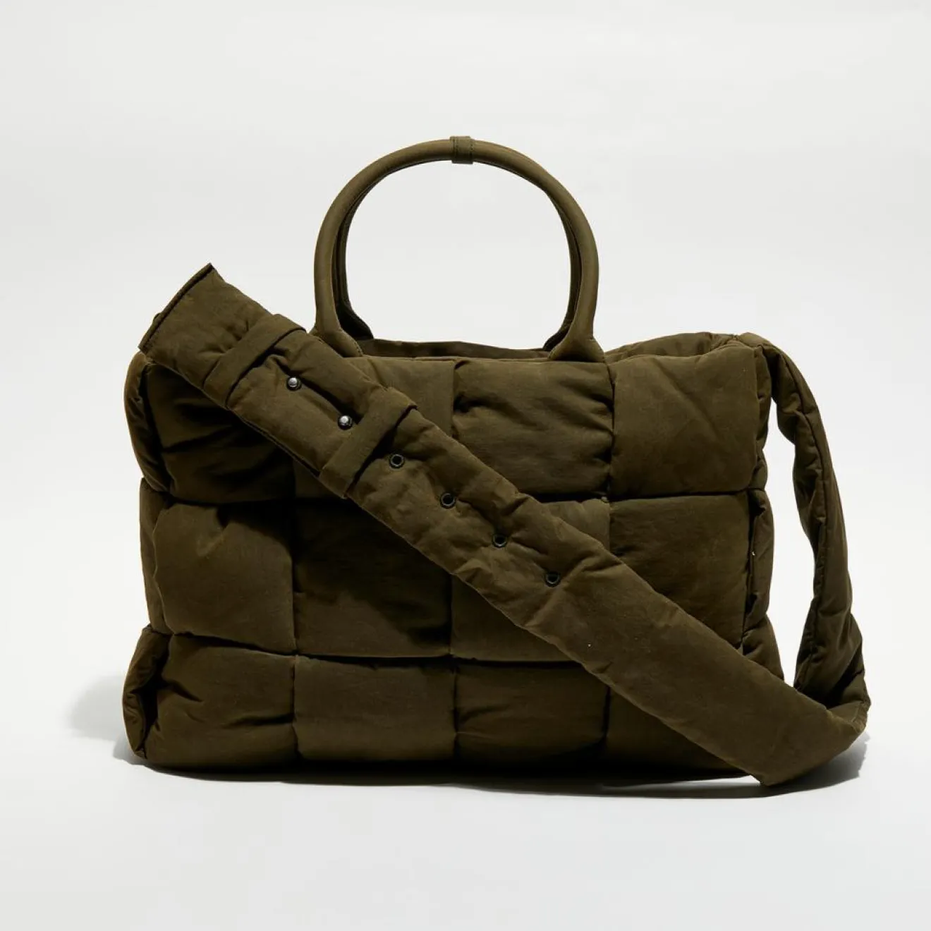 Femme Bottega Veneta Grand sac fourre-tout rembourré Arco olive - 32x44x11 cm