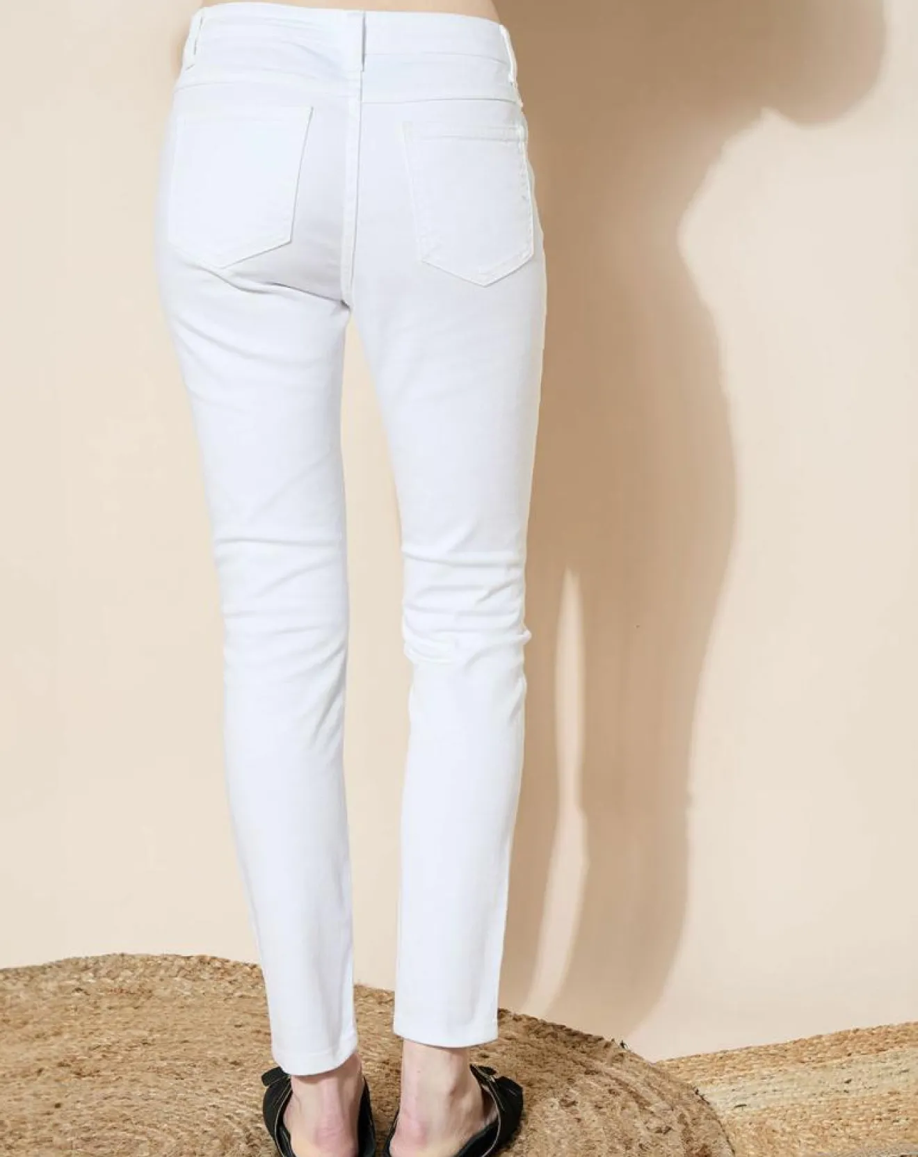 Femme Galeries Lafayette Jean en Coton Bio Lslim blanc