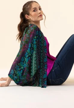 Femme Bleu Blanc Rouge Kimono Magie bleu