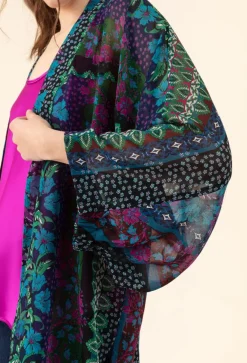 Femme Bleu Blanc Rouge Kimono Magie bleu