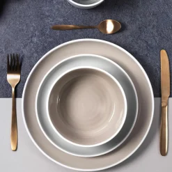 Home Deco Factory Ménagère dorée - 16 pièces