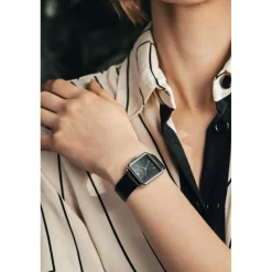 Femme Amelia Parker Montre Femme Night Voyage en Cuir noire