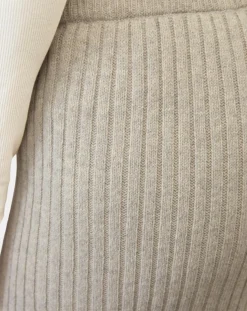 Online Marc O'Polo Pantalon en maille côtelée beige