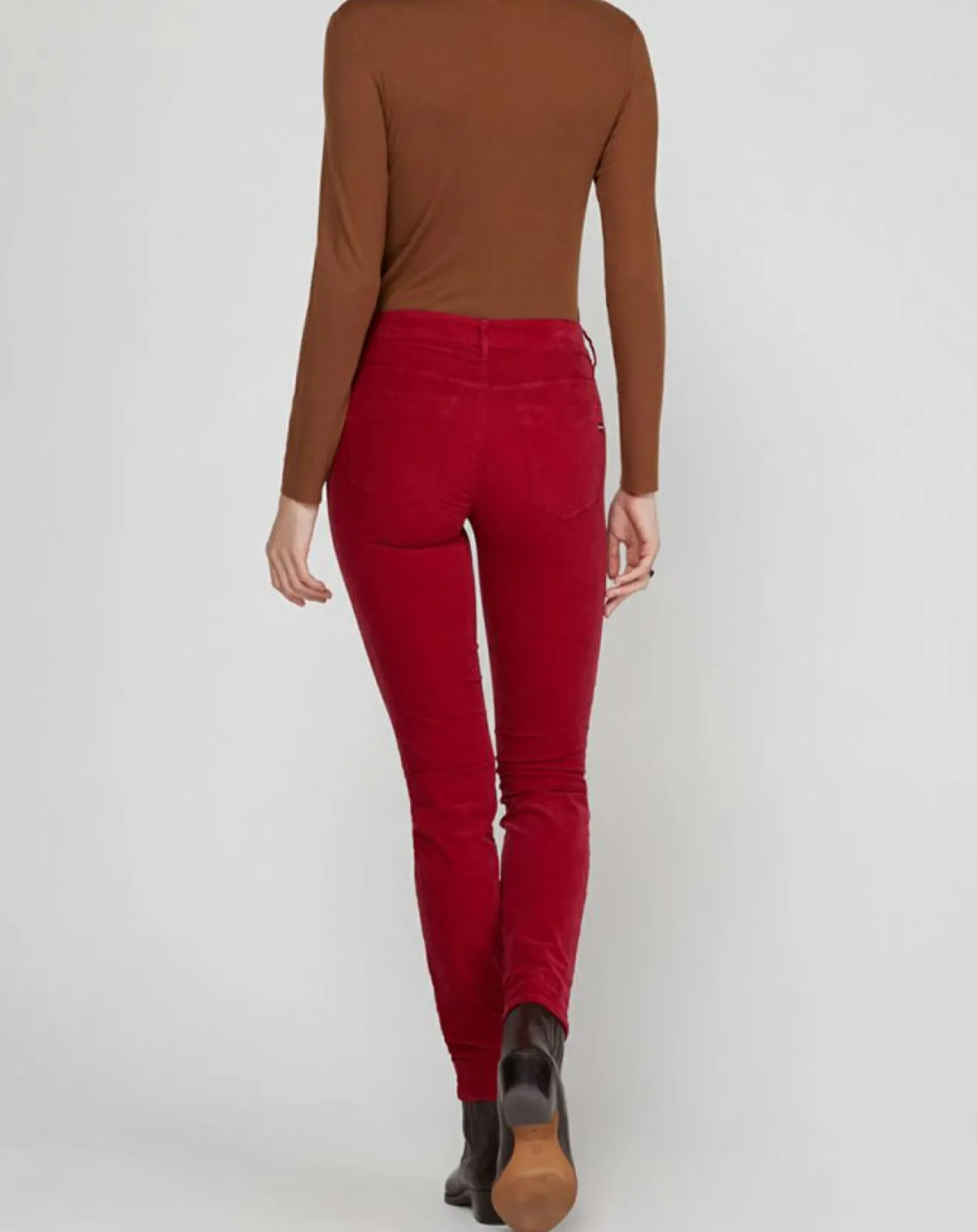 Sale Marc O'Polo Pantalon slim en Velours fin Alby rouge foncé