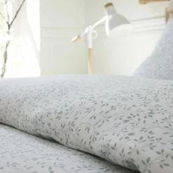 Sale Baton Rouge Parure Housse de Couette 100% Gaze de Coton Imprimé Murmure blanche