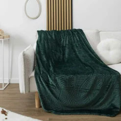 Home Deco Factory Plaid en Flanelle embossé vert sapin - 150x200 cm