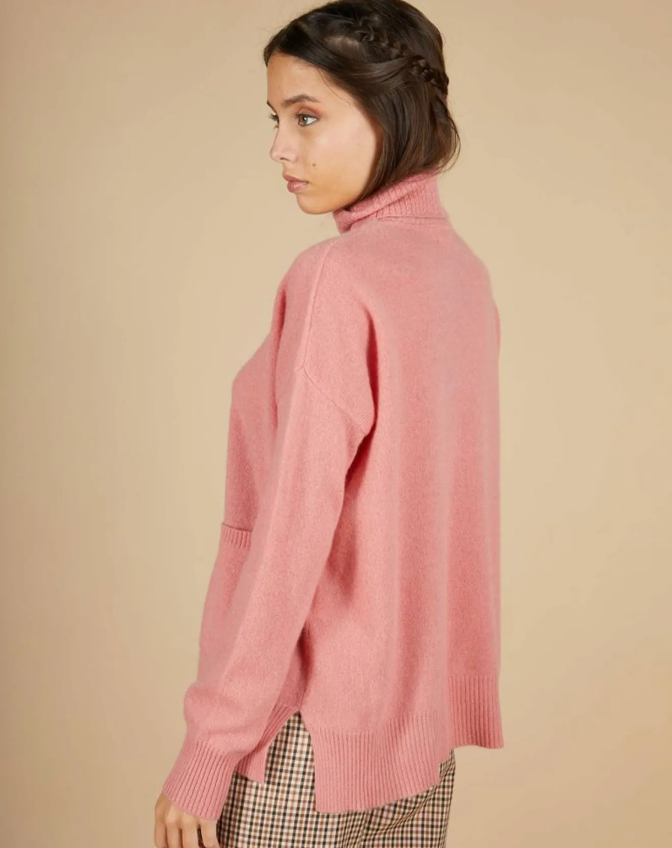 Femme Cashmere Tribu Pull ample 100% Cachemire Alicia Col roulé à poches bois de rose