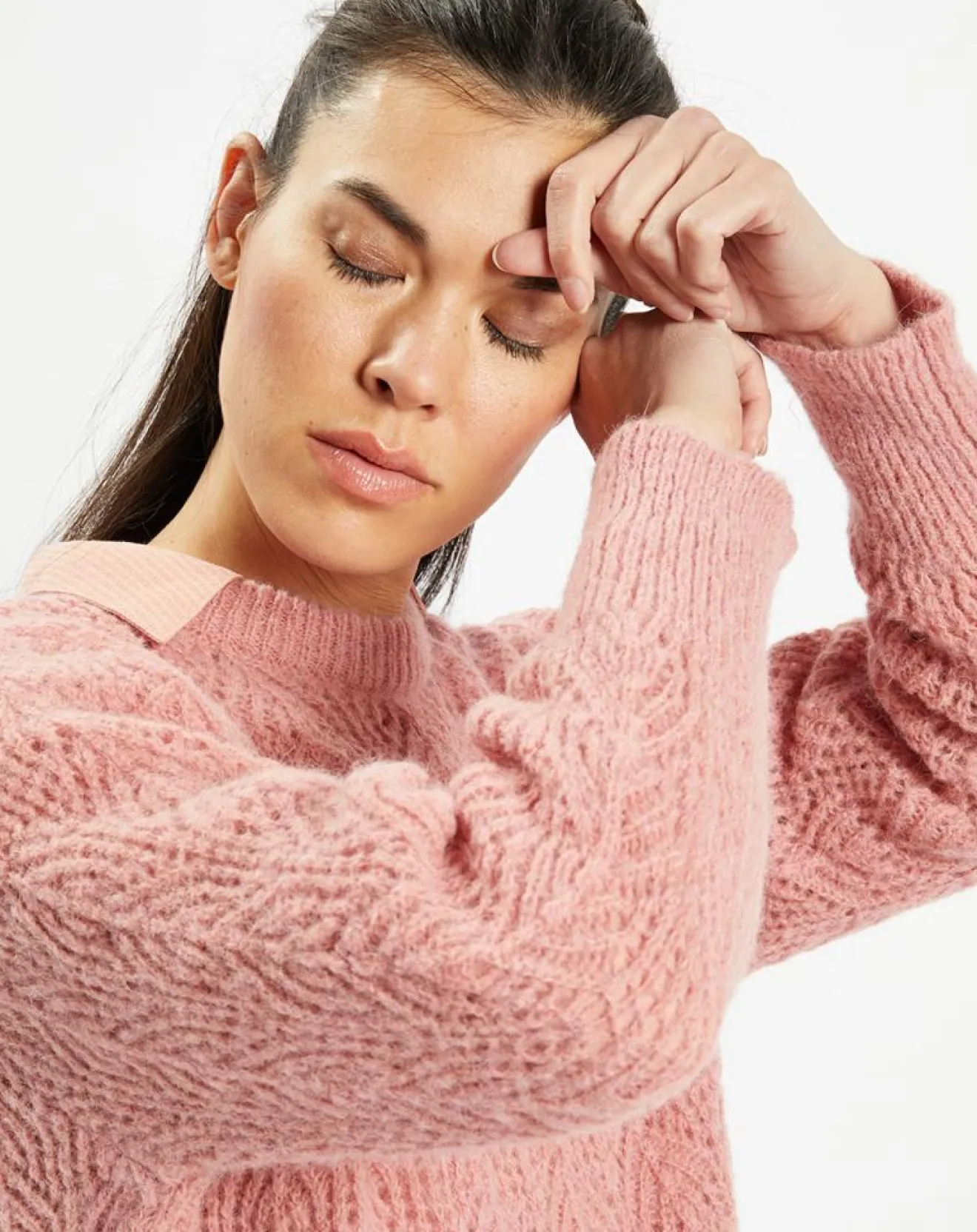 New Galeries Lafayette Pull en Maille pointelle mousseuse vieux rose