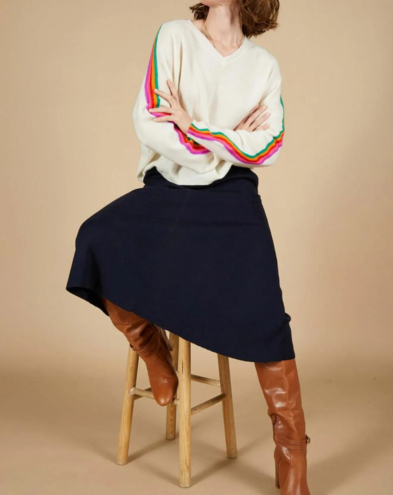 Sale Cashmere Tribu Pull poncho 100% Cachemire Wimbow col V à bandes manches blanc cassé