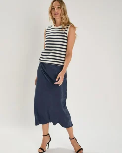 An'ge Pull Vanamata marine