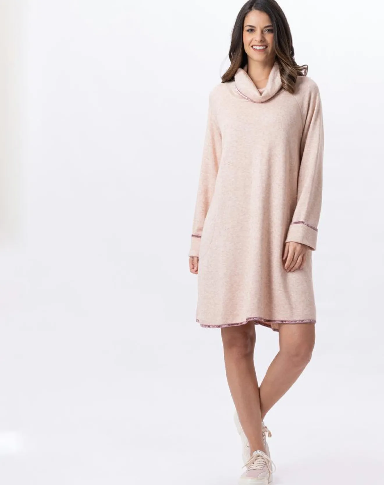Femme Le Chat Robe Alpaga beige rose