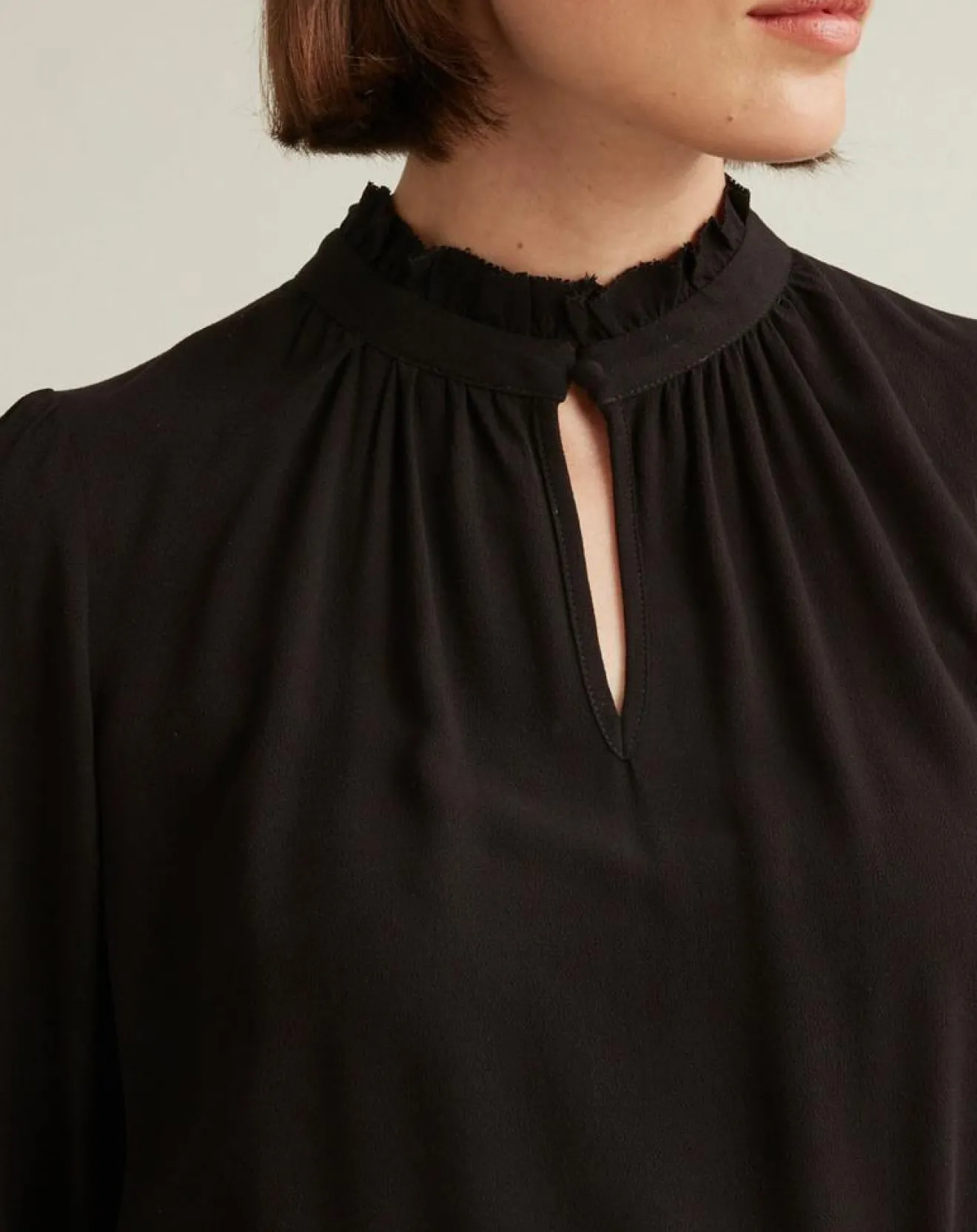 Femme Cyrillus Robe courte col victorien noir foncé