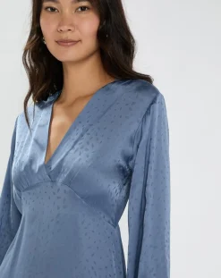 New Lauren Vidal Robe Eliza horizon