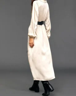 Femme Lauren Vidal Robe Mayfair crème