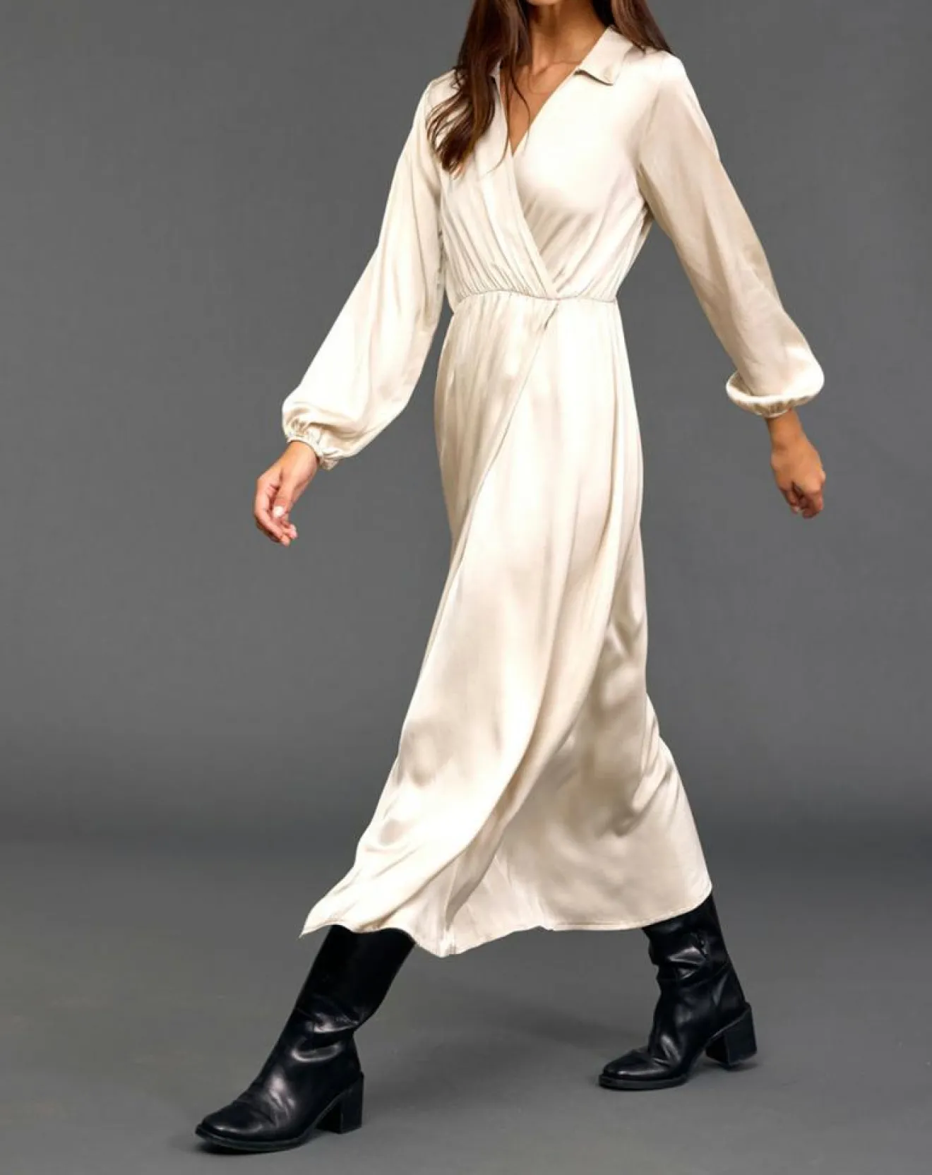 Femme Lauren Vidal Robe Mayfair crème