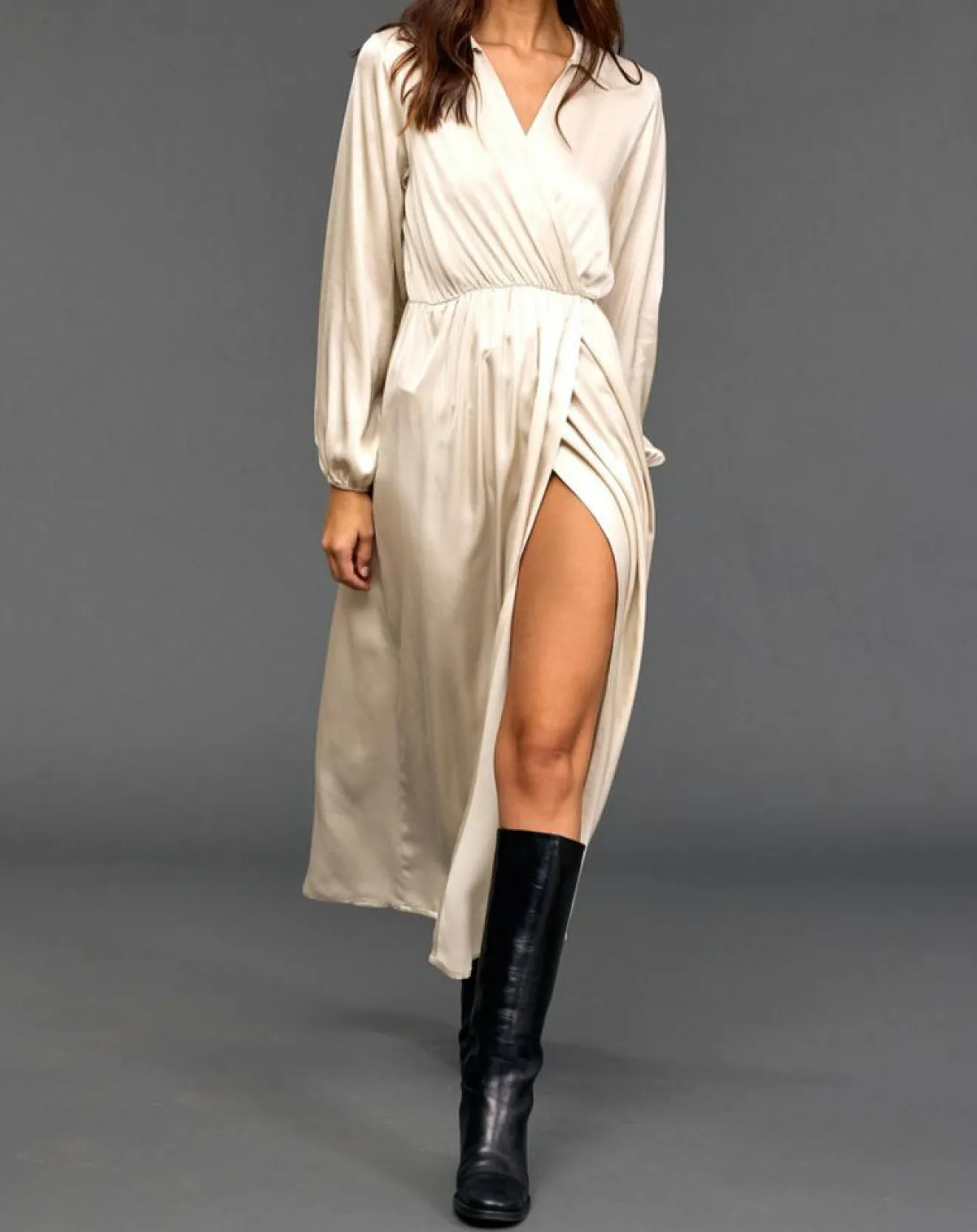 Femme Lauren Vidal Robe Mayfair crème