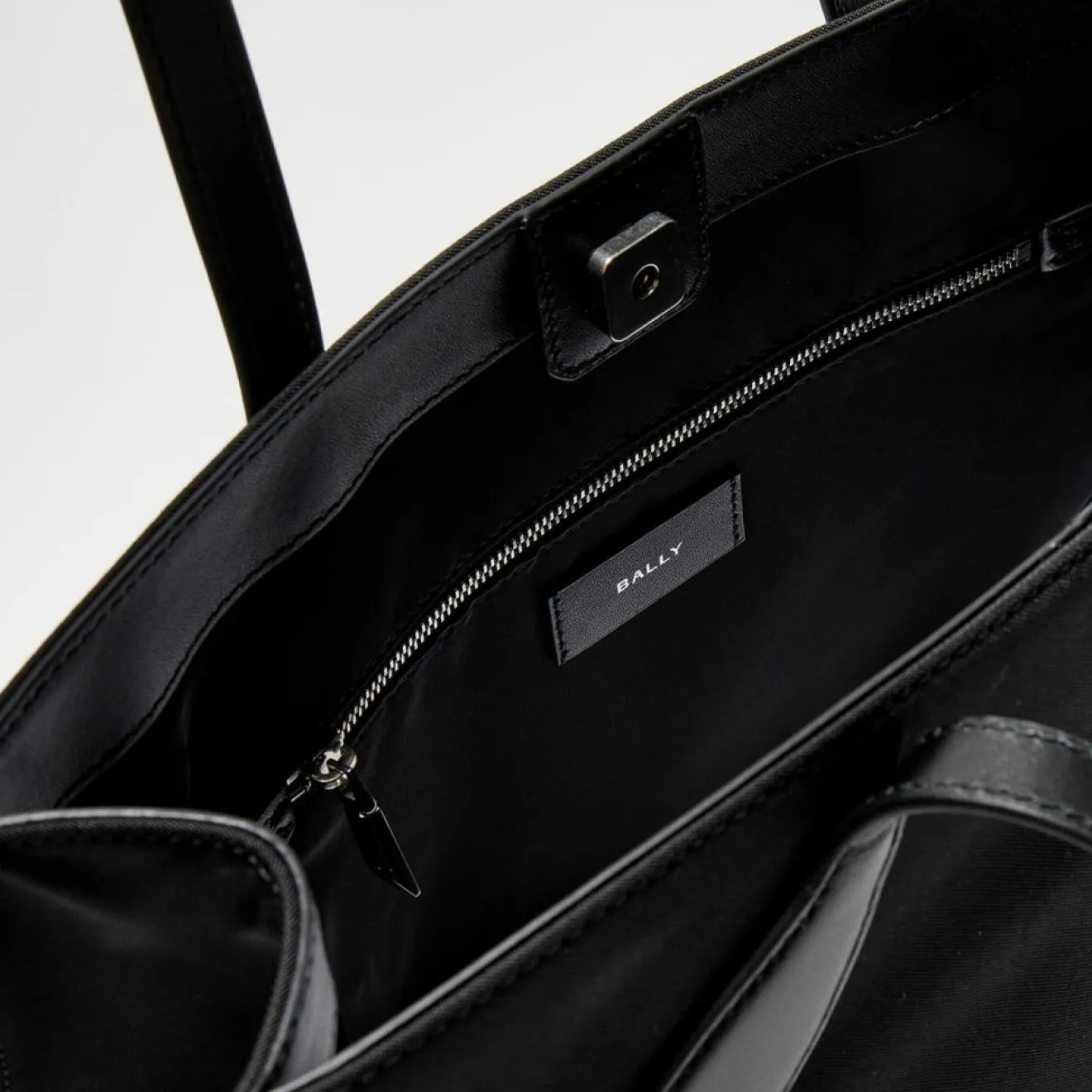 Outlet Bally Sac cabas noir - 40x35x11 cm