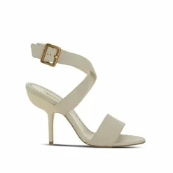 Femme Manolo Blahnik Sandales en cuir numéro 105 crème