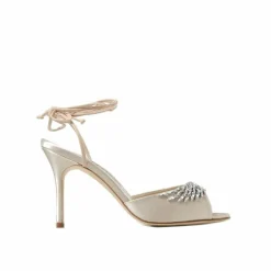Hot Manolo Blahnik Sandales Plumena 090 en satin beiges