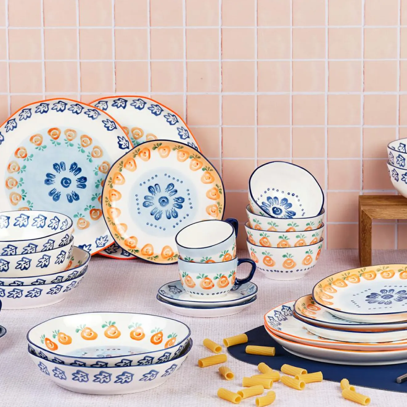 New Bjorn Service Complet en Porcelaine Napoli multicolore - 28 Pièces