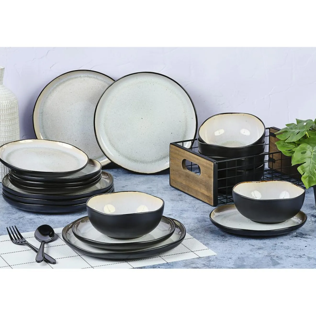 Bjorn Service Les Essentiels en Grès Iris blanc/ivoire - 18 pièces