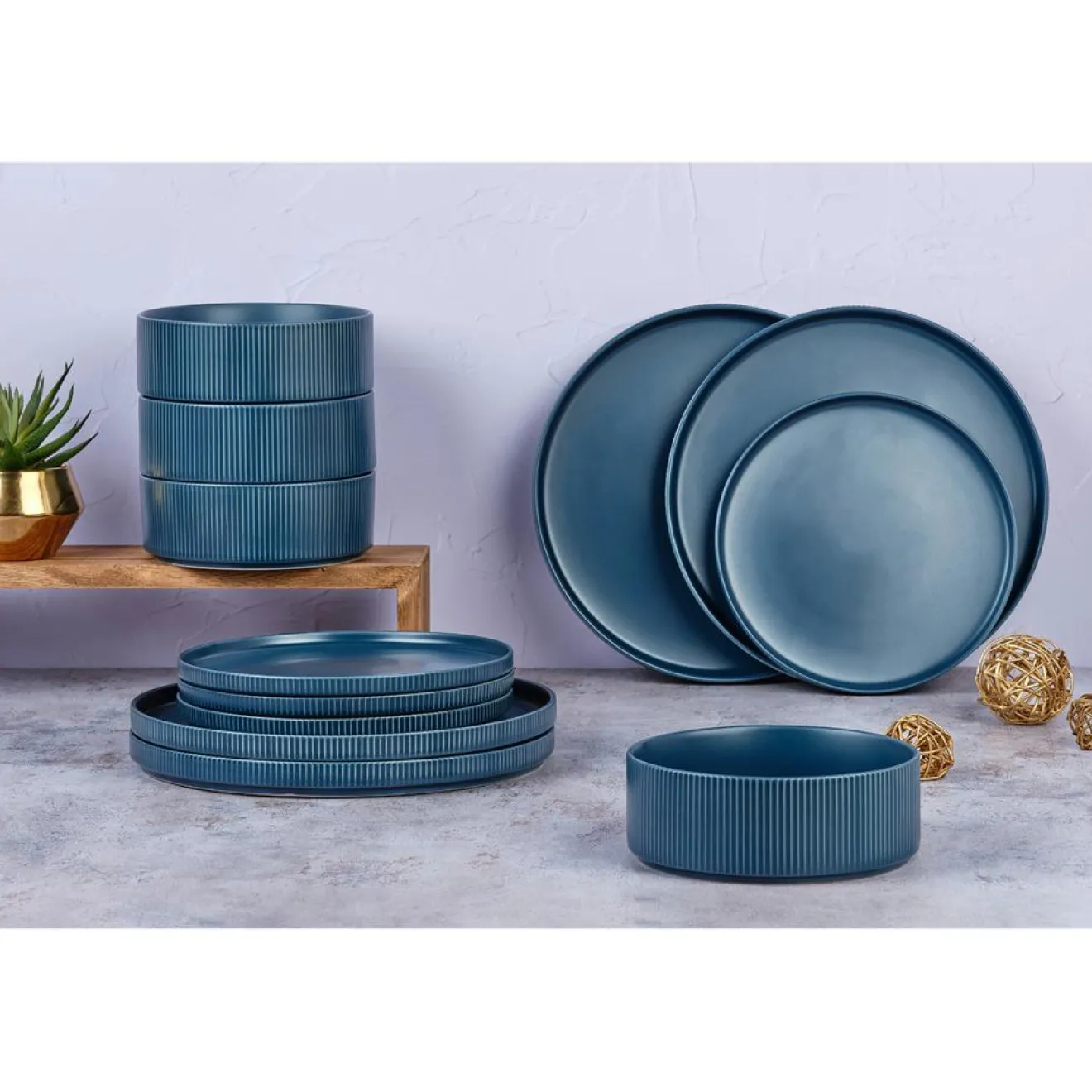 New Bjorn Service Les Essentiels Scandi bleu marine - 12 Pièces