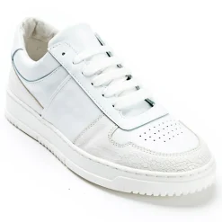 Femme British Passport Sneakers en Cuir Meli blanches