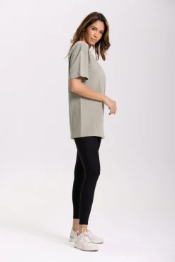 Femme Onamaste Tee Shirt Oversize gris