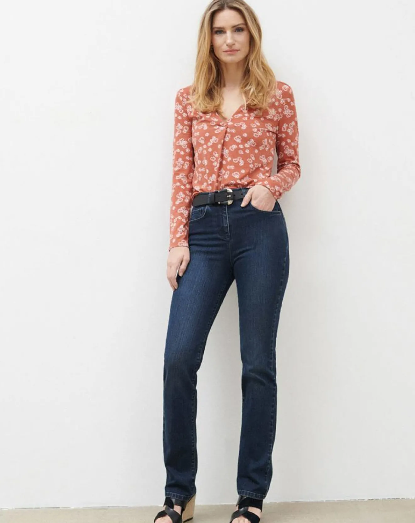 Femme Caroll T-Shirt Doris à fleurs pêche