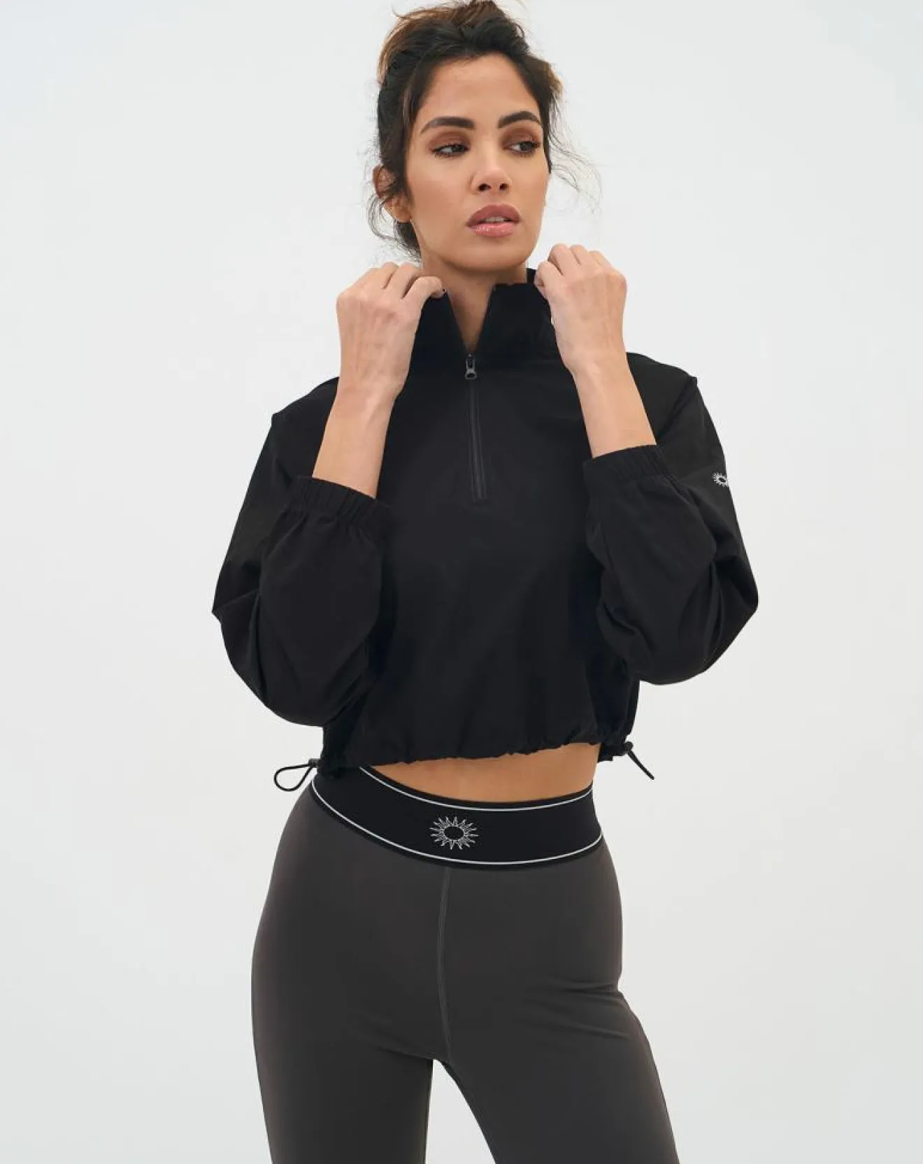 Femme Onamaste Veste Crop Training noire