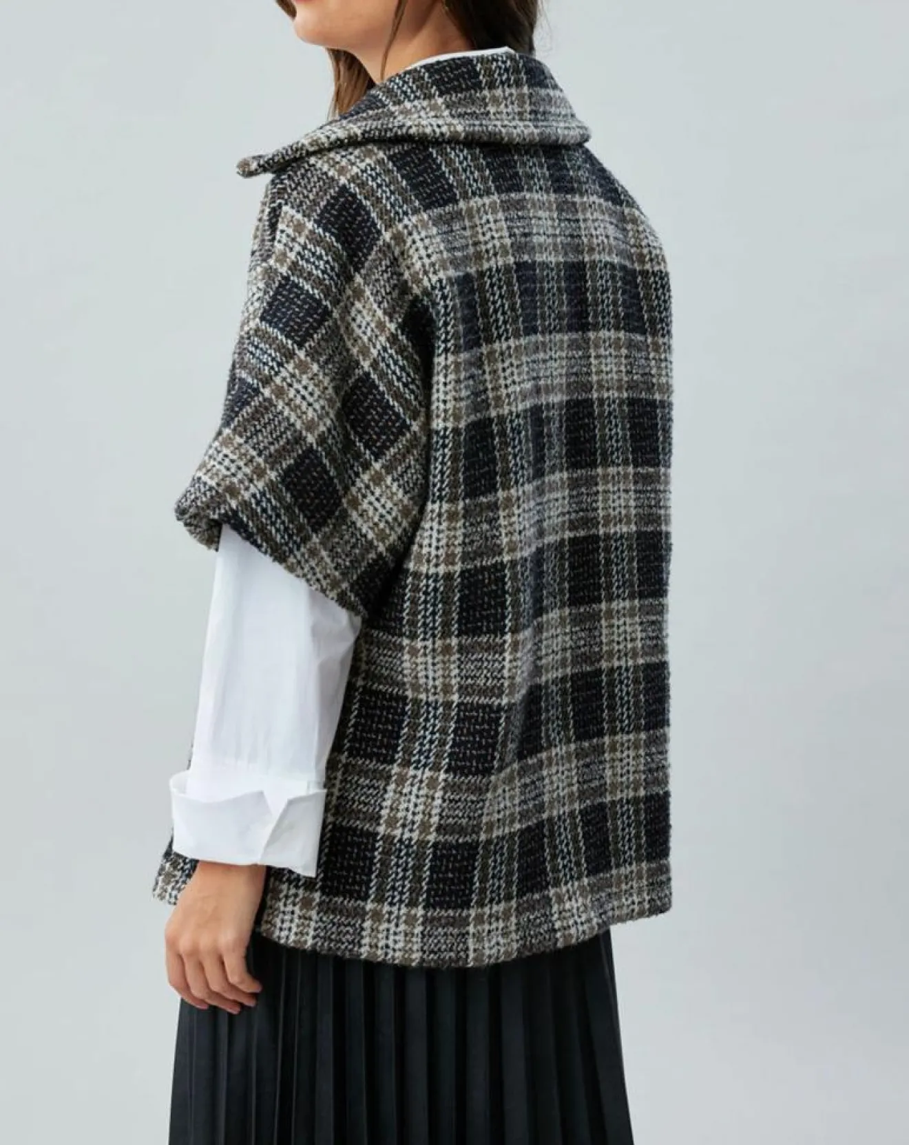 Online Lauren Vidal Veste en Laine mélangée manches courtes Biba noire